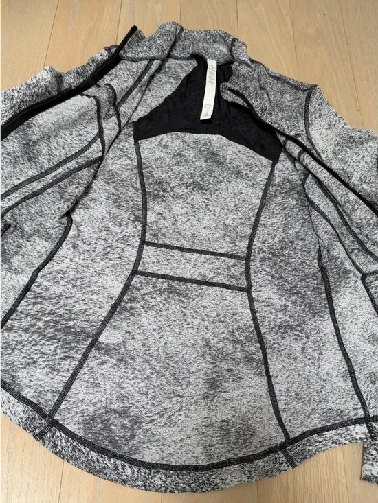lululemon GrayFull-Zip Define Jacket - Picture 4 of 4